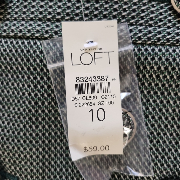 BNWT- Ann Taylor Loft- Y2K style mini skirt with buttons - Picture 4 of 6